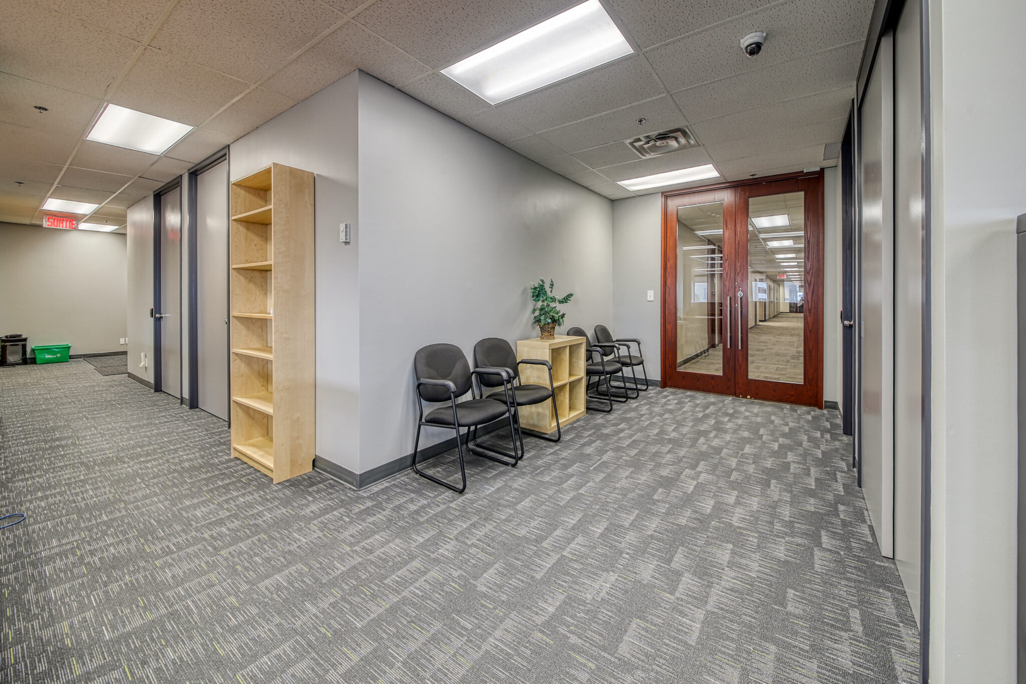 100 AlexisNihon, Ville SaintLaurent Trium Immobilier